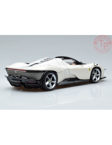 FERRARI DAYTONA SP3 2022 WHITE 1/18 BU16912W BURAGO FERRARI DAYTONA SP3 2022 WHITE 1/18 BU16912W BURAGO