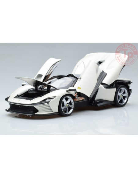 FERRARI DAYTONA SP3 2022 WHITE 1/18 BU16912W BURAGO FERRARI DAYTONA SP3 2022 WHITE 1/18 BU16912W BURAGO