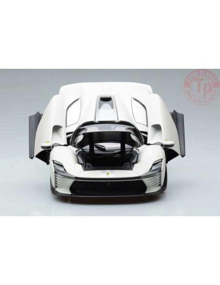 FERRARI DAYTONA SP3 2022 WHITE 1/18 BU16912W BURAGO FERRARI DAYTONA SP3 2022 WHITE 1/18 BU16912W BURAGO