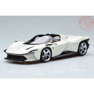 FERRARI DAYTONA SP3 2022 WHITE 1/18 BU16912W BURAGO