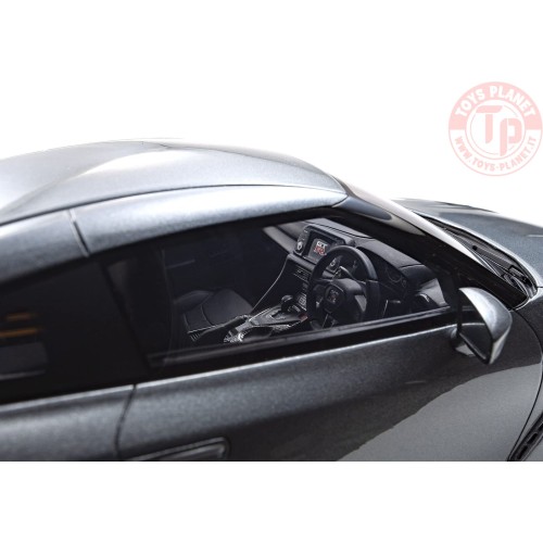 NISSAN GT-R (R35) COUPE 2020 1/18 KSR18044GR KYOSHO