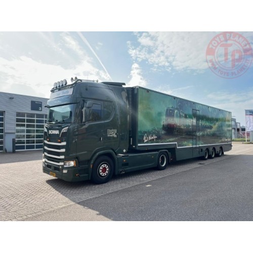 Scania Next Gen S530-V8 Highline met 3-assige bloemenoplegger DQF TEKNO 84409 TEKNO
