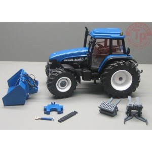 New Holland 8360 con Paletta multiuso REP 094 REPLICAGRI