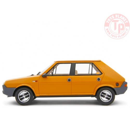 FIAT RITMO 60 CL 1978 Arancione 1:18 LM155A LAUDORACING