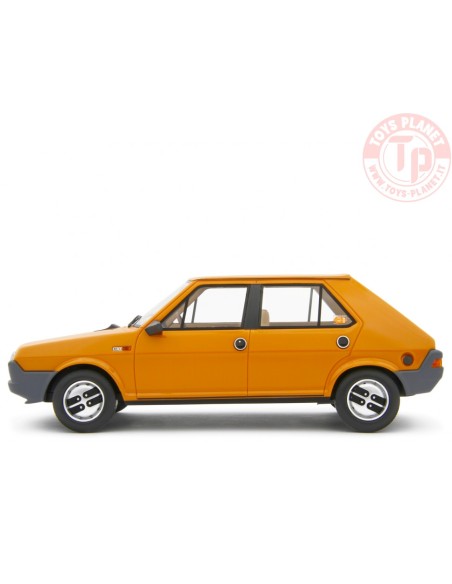 FIAT RITMO 60 CL 1978 Arancione 1:18 LM155A LAUDORACING FIAT RITMO 60 CL 1978 Arancione 1:18 LM155A LAUDORACING