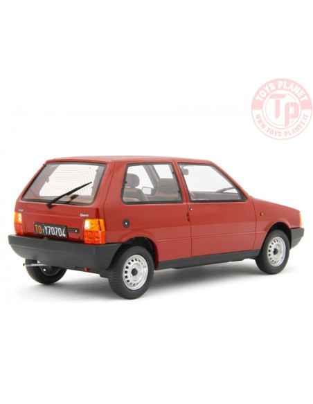 FIAT UNO 45 1983 Rosso 1:18 LM158A LAUDORACING FIAT UNO 45 1983 Rosso 1:18 LM158A LAUDORACING