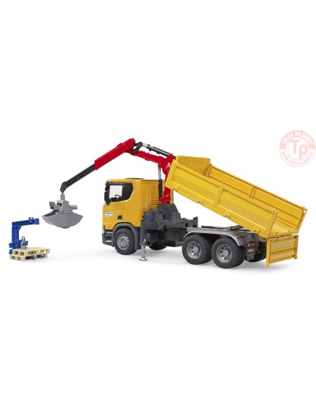Camion da cantiere Scania Super 560R con gru e 2 pallet BRUDER 03551 BRUDER