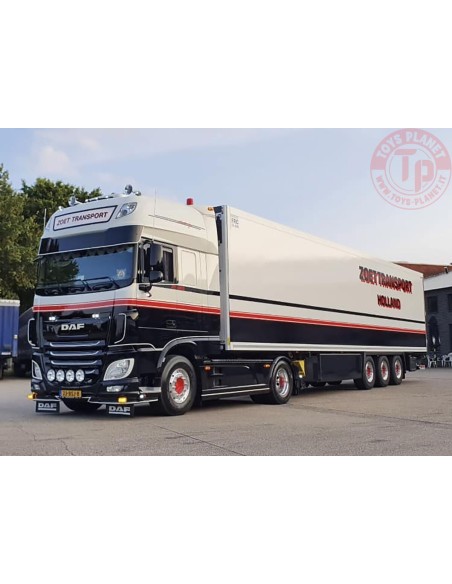 DAF XF SUPER SPACE CAB MY2017 4X2 REEFER TRAILER - 3 AXLE Peter Zoet Transport WSI 01-4008 WSI MODELS DAF XF SUPER SPACE CAB MY2017 4X2 REEFER TRAILER - 3 AXLE Peter Zoet Transport WSI 01-4008 WSI MODELS