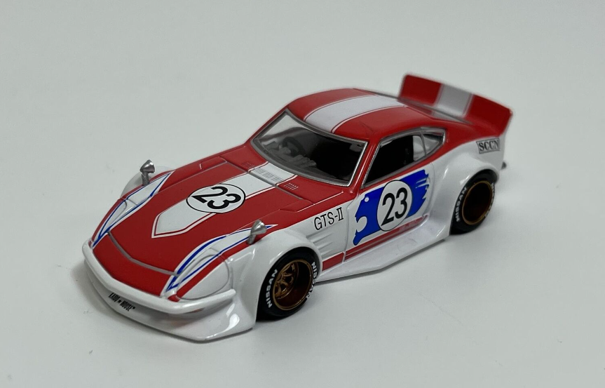 KHMG046 NISSAN FAIRLADY Z KAIDO GT OMORI WORKS-WHITE/BLUE/RED 1/64
