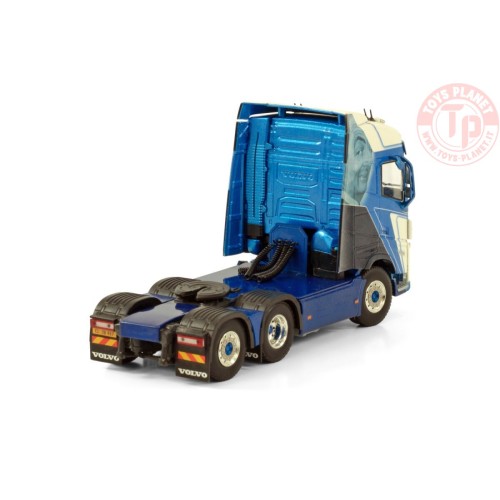 VOLVO FH5 GLOBETROTTER 6X2 TAG AXLE Kjeld Frederiksen WSI 01-3724 WSI MODELS