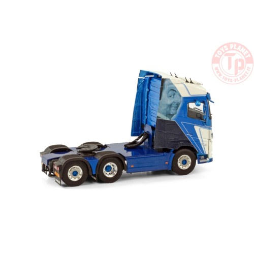 VOLVO FH5 GLOBETROTTER 6X2 TAG AXLE Kjeld Frederiksen WSI 01-3724 WSI MODELS