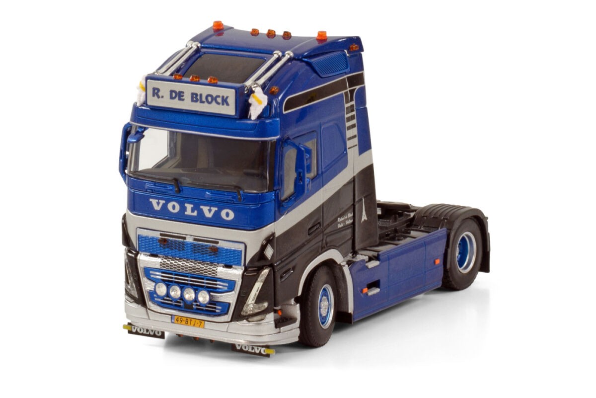 WSI 01-4056 VOLVO FH5 GLOBETROTTER XL 4X2 ROLAND DE BLOCK 114,00 €