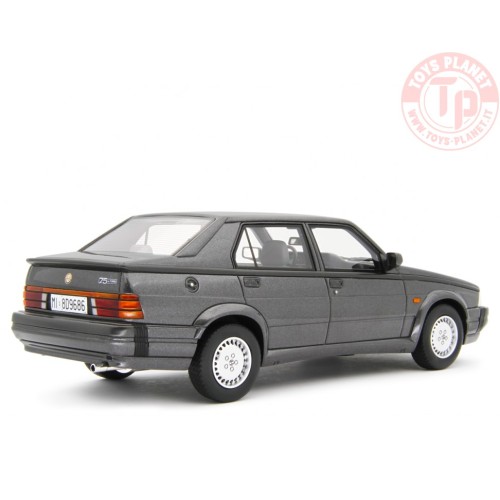 ALFA 75 1.8I TURBO AMERICA 1986 1:18 LM087F LAUDORACING