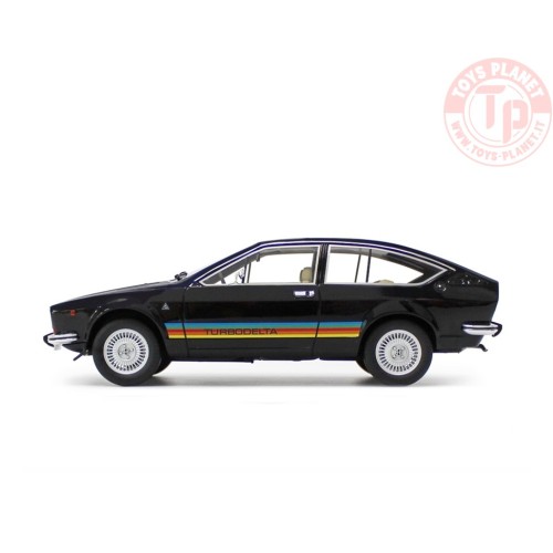ALFA ROMEO ALFETTA GTV 2000 TURBODELTA 1979 NERO 1:18 LM130C3 LAUDORACING