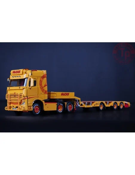Mercedes-Benz Actros GigaSpace 6x2 with Nooteboom semi low loader - VALESKE IMC MODELS 32-0162 IMC MODELS