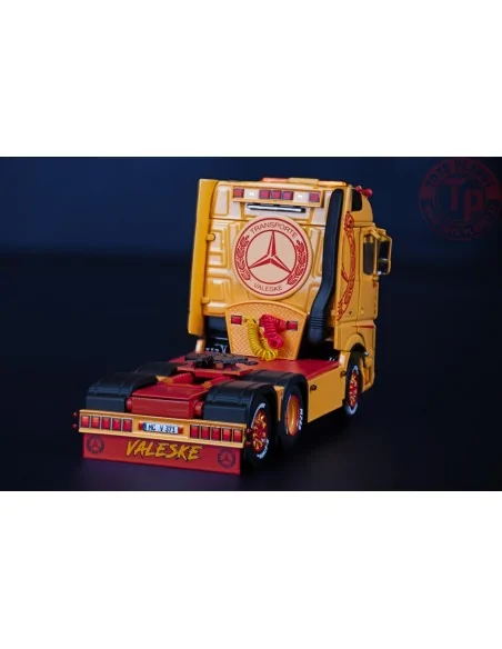 Mercedes-Benz Actros GigaSpace 6x2 with Nooteboom semi low loader - VALESKE IMC MODELS 32-0162 IMC MODELS