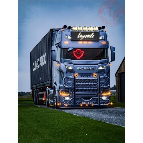 Scania Next Gen S730 Highline met 45ft. container Leyseele TEKNO 84602 TEKNO