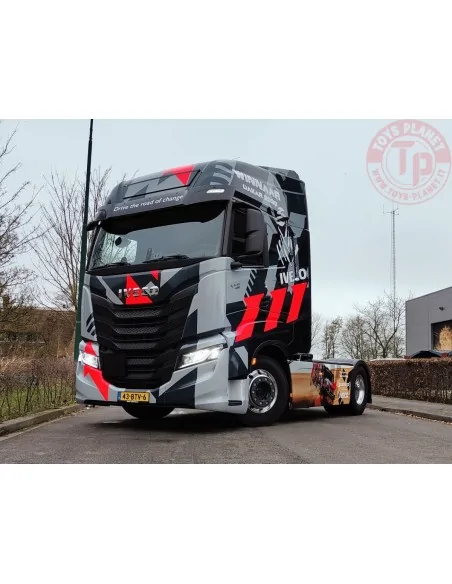 IVECO S-WAY AS HIGH 4X2 PREMIUM LINE WSI 04-2192 WSI MODELS