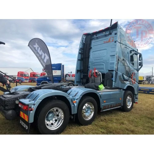 Volvo FH04 Globetrotter XL met 40ft. reefer container Big G Guldager TEKNO 84994 TEKNO