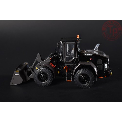 𝗩𝗼𝗹𝘃𝗼 𝗟𝟲𝟬𝗛 "𝗕𝗹𝗮𝗰𝗸 𝗘𝗱𝗶𝘁𝗶𝗼𝗻" 𝙒𝙝𝙚𝙚𝙡 𝙇𝙤𝙖𝙙𝙚𝙧 𝙬𝙞𝙩𝙝 𝙈𝙞𝙘𝙝𝙚𝙡𝙞𝙣 𝙓𝙃𝘼2 𝙩𝙮𝙧𝙚𝙨 AT3200119 AT COLLECTIONS