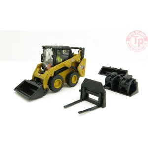 CAT 242D3 Skid Steer Loader DIECAST MASTERS 85676 DIECAST MASTERS