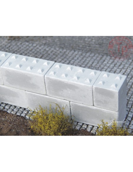 Blocchi di cemento con protuberanze 8/4 - 10/5x 1:45/1:50 JUWEELA 24224 JUWEELA