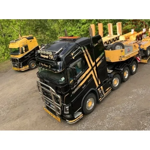 Volvo Globetrotter XL 8x4 met 2+4 dieplader Sarhy TEKNO 82626 TEKNO