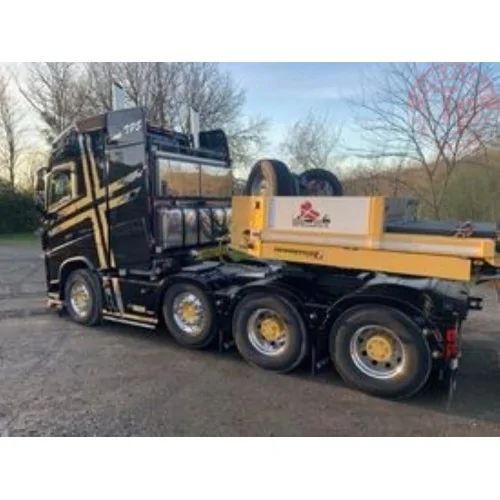 Volvo Globetrotter XL 8x4 met 2+4 dieplader Sarhy TEKNO 82626 TEKNO