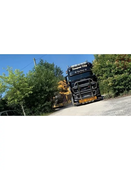 Volvo Globetrotter XL 8x4 met 2+4 dieplader Sarhy TEKNO 82626 TEKNO Volvo Globetrotter XL 8x4 met 2+4 dieplader Sarhy TEKNO 82626 TEKNO