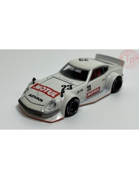DATSUN KAIDO FAIRLADY Z-MOTUL V3-WHITE 1/64 KHMG064 Mini Gt DATSUN KAIDO FAIRLADY Z-MOTUL V3-WHITE 1/64 KHMG064 Mini Gt