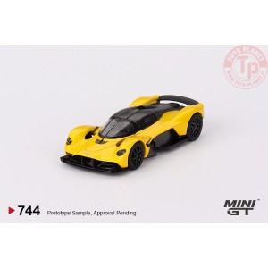 ASTON MARTIN VALKYRIE ASTON MARTIN VALKYRIE YELLOW 2023 1:64 MGT00744-L MINI GT