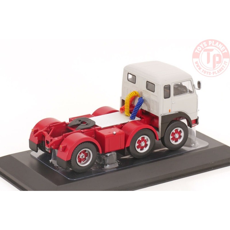 イクソ 1/43 フィアット 690 T1 1961 トレーラーヘッド ixo ixo（イクソ） 1/43 フィアット 690 T1 1961 グレー