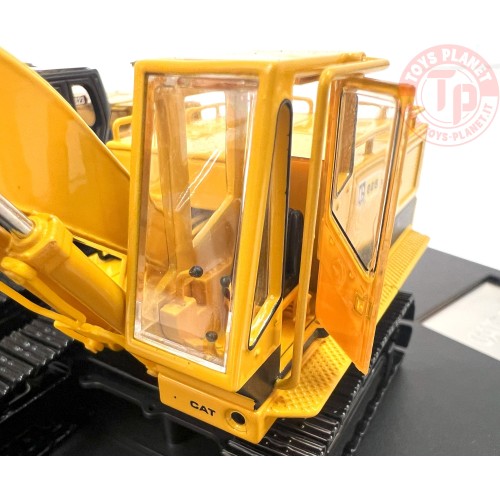 Cat Excavatorr Evolution Series 225 & 323 DM85715 DIECAST MASTERS