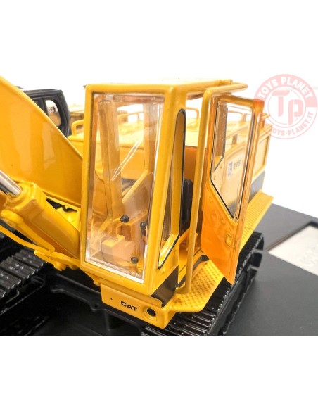Cat Excavatorr Evolution Series 225 & 323 DM85715 DIECAST MASTERS