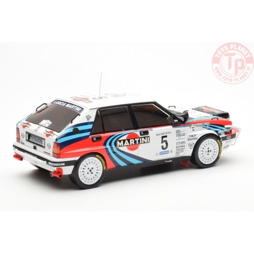 Lancia Delta Integrale 16v Martini No.5 Safari Rally 1990 Kankkunen/Piironen 1:18 IXO RMC139C IXO MODELS