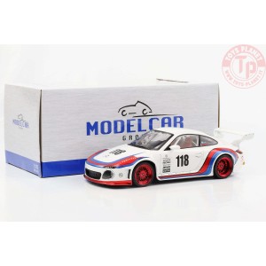 PORSCHE 911 (997) RWB OLD & NEW 2020 MARTINI WHITE 1:18 MCG18328 MODEL CAR GROUP