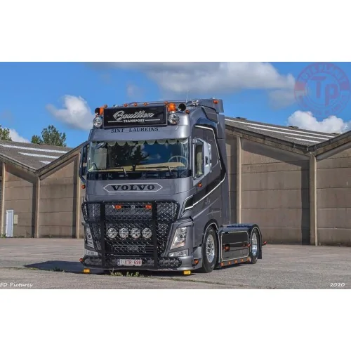 VOLVO FH4 GLOBETROTTER 4X2 BOUILLON WSI 01-4236 WSI MODELS