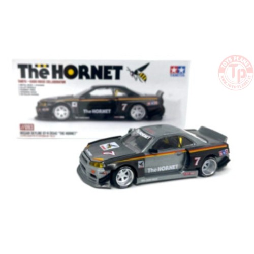 NISSAN SKYLINE GT-R (R34)-TAMIYA X KAIDO HOUSE "THE HORNET"-BLACK/GOLD 1/64 KHMG093 Mini Gt