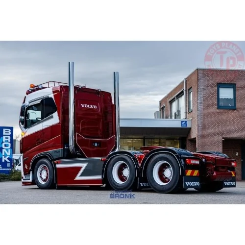 Volvo FH05 6x4 trekker Disez Kergoat TEKNO 85174 TEKNO