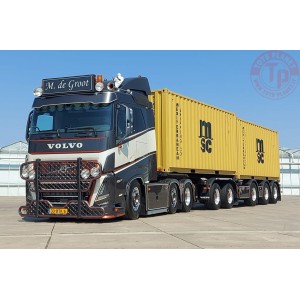 VOLVO FH5 SLEEPER CAB 6X2 TWIN STEER 2CONNECT COMBI TRAILER - 5 AXLE + 2X 20FT CONTAINER M. DE GROOT WSI 01-4382 WSI MODELS