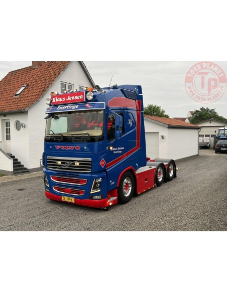 VOLVO FH4 GLOBETROTTER 6X2 TWIN STEER WSI 01-4412 WSI MODELS VOLVO FH4 GLOBETROTTER 6X2 TWIN STEER WSI 01-4412 WSI MODELS