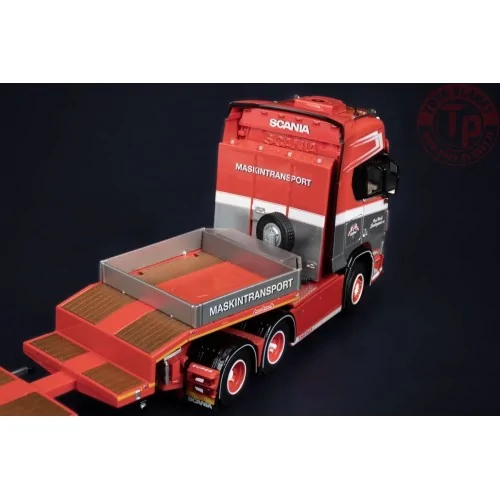 SCANIA R HIGH ROOF 6X4 WITH NOOTEBOOM MCOS 4 AXLE SEMI LOW LOADER WITH RAMPS HANS HENRIK SØNDERGAARD IMC MODELS 32-0215 IMC M...