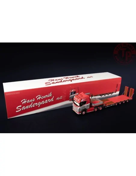 SCANIA R HIGH ROOF 6X4 WITH NOOTEBOOM MCOS 4 AXLE SEMI LOW LOADER WITH RAMPS HANS HENRIK SØNDERGAARD IMC MODELS 32-0215 IMC M...