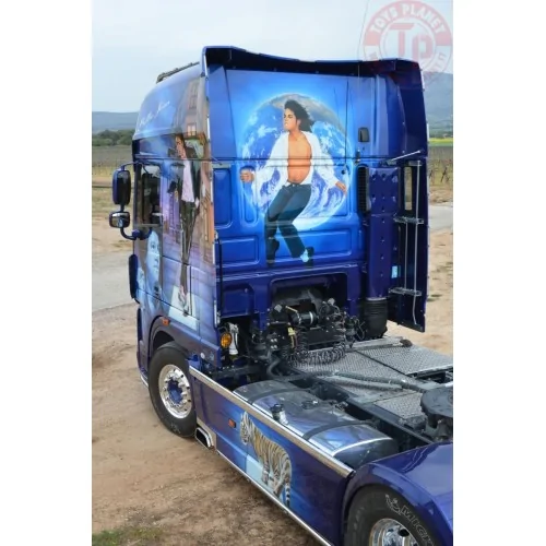 DAF XF 105 SUPER SPACE CAB 4X2 TRANSPORTS T.M.G WSI 01-4281 WSI MODELS