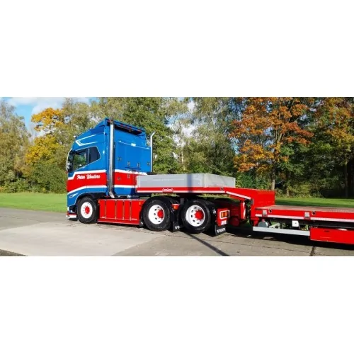 VOLVO FH5 GLOBETROTTER 6X2 TAG AXLE SEMI LOWLOADER WITH RAMPS - 3 AXLE PWT WSI 01-4123 WSI MODELS
