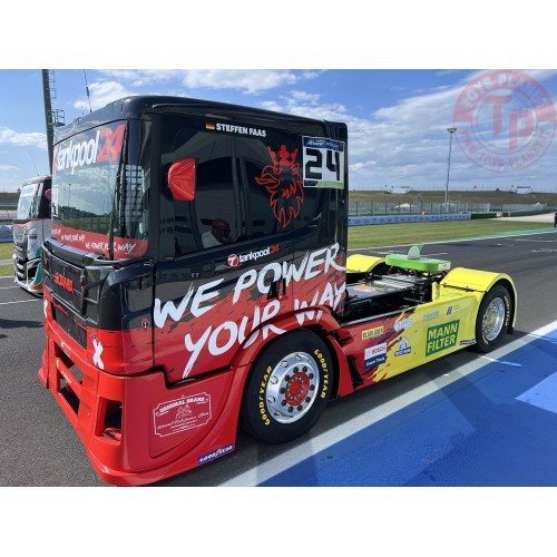 Scania racetruck Tankpool24 Racing TETKNO 87693 TEKNO