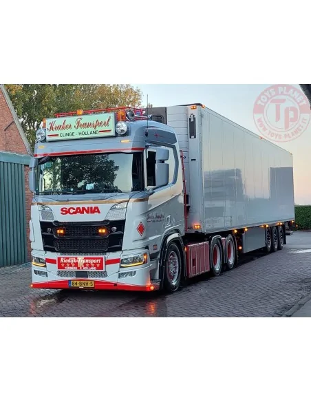 SCANIA R NORMAL CR20N 6X2 TAG AXLE REEFER TRAILER - 3 AXLE DE KRAKER WSI 01-4106 WSI MODELS SCANIA R NORMAL CR20N 6X2 TAG AXLE REEFER TRAILER - 3 AXLE DE KRAKER WSI 01-4106 WSI MODELS