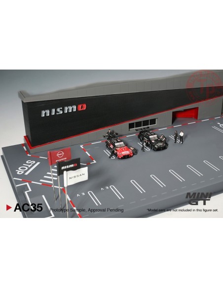 NISSAN FIGURINE NISMO TECHNICIAN TEAM 2024 1:64 MGTAC35 MINI GT