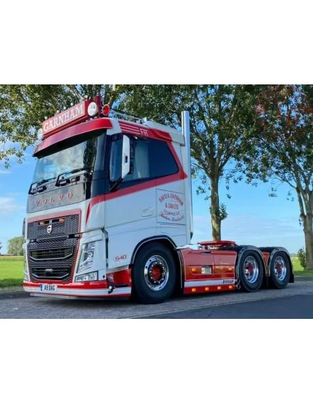 Volvo FH04 6x2 trekker Garnham TEKNO 85209 TEKNO
