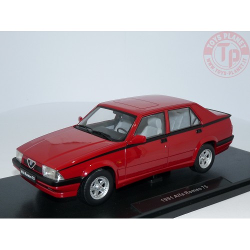 ALFA ROMEO 75 RED 1:18 T9-1800471 TRIPLE COLLECTION